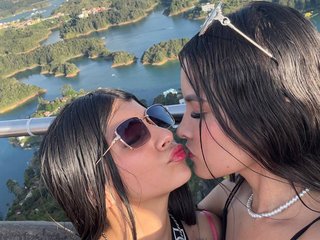 Эротический видеочат Lesbianbarbiie