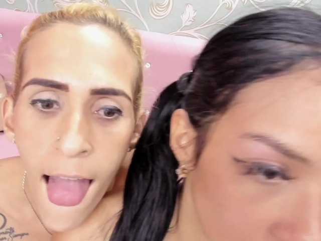 Скриншоты трансляции LesbiansTasty