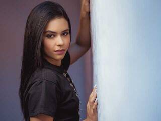 Эротический видеочат LexyKenner