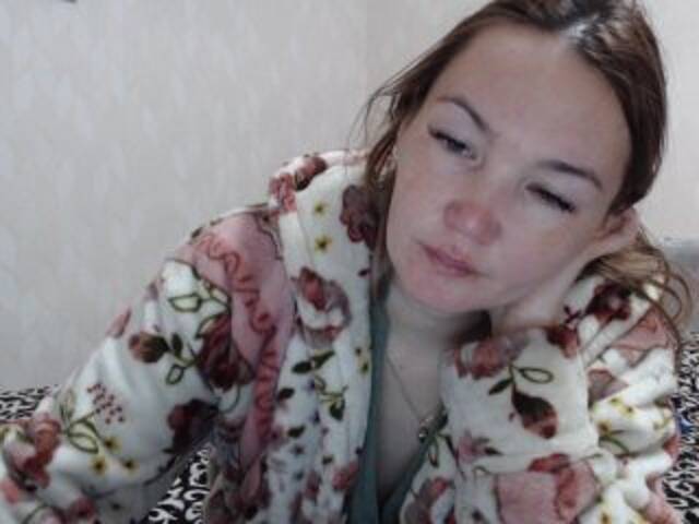 Скриншоты трансляции Leyla-Smile17