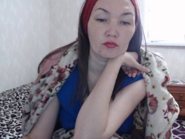 Скриншоты трансляции Leyla-Smile17