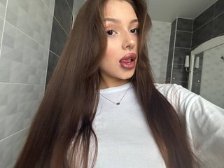 Эротический видеочат LeylaBrooklyn