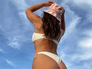 Эротический видеочат lia-clincon