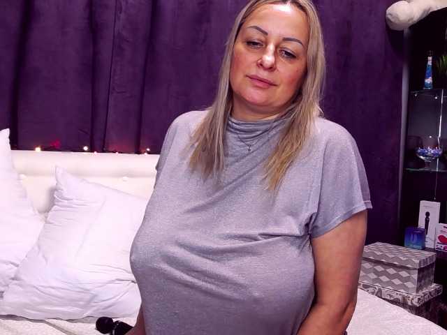 Скриншоты трансляции LianaXMilf