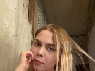 Эротический видеочат LiaRobinson