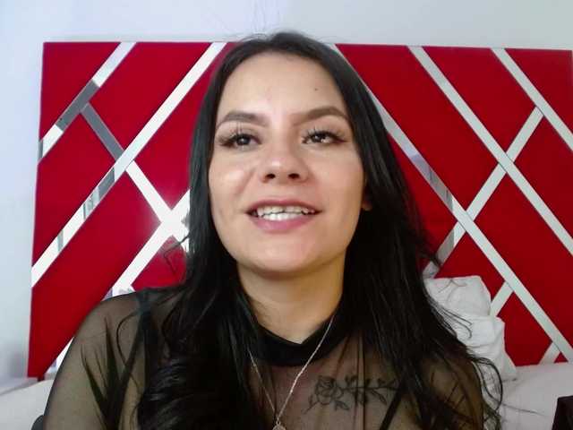 Скриншоты трансляции liataylor