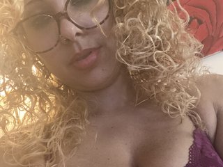 Эротический видеочат lickablelopez