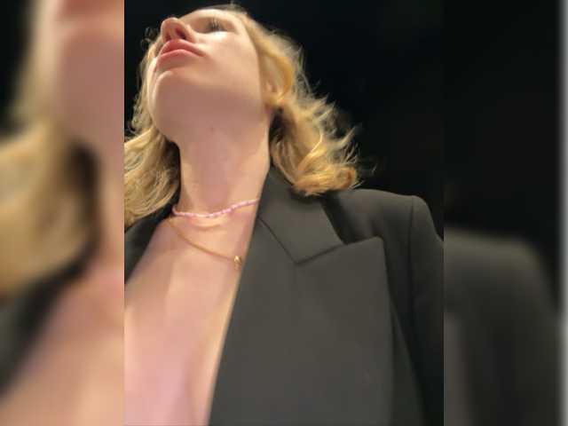 Скриншоты трансляции LiiBaby