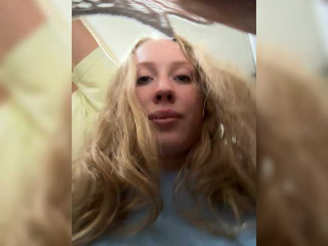 Скриншоты трансляции LiiBaby