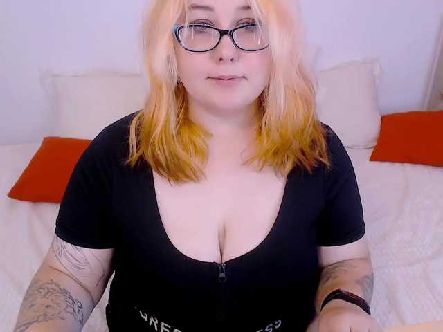 Скриншоты трансляции LinaMoore
