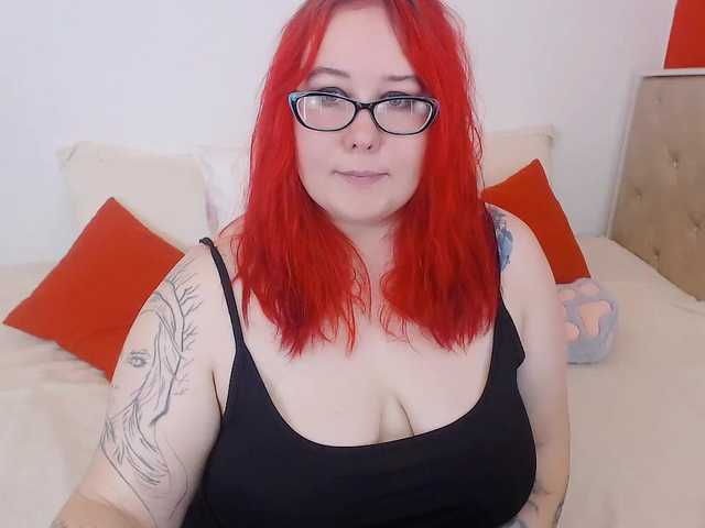 Скриншоты трансляции LinaMoore