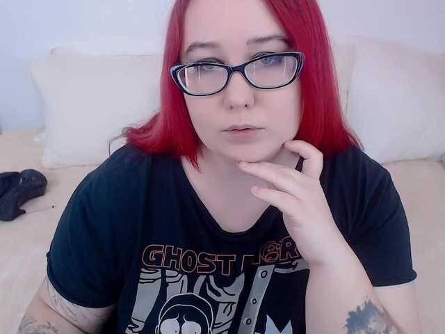 Скриншоты трансляции LinaMoore