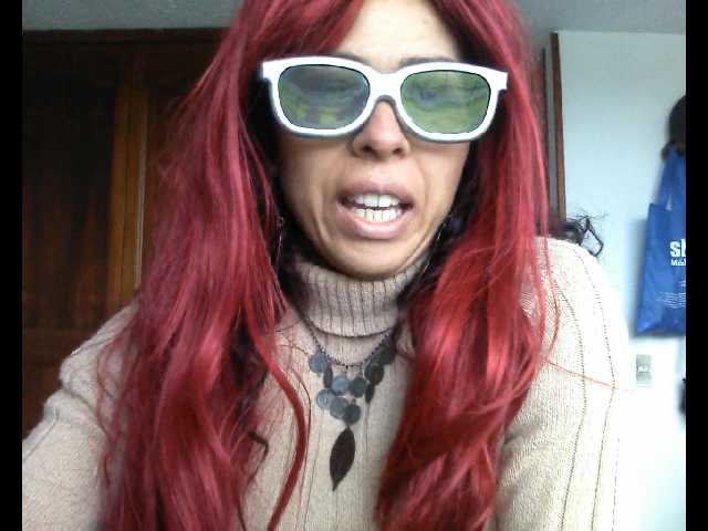 Скриншоты трансляции lilaloca