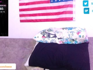 Эротический видеочат Lilbacon