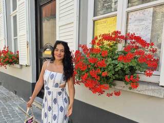 Эротический видеочат Liliana99