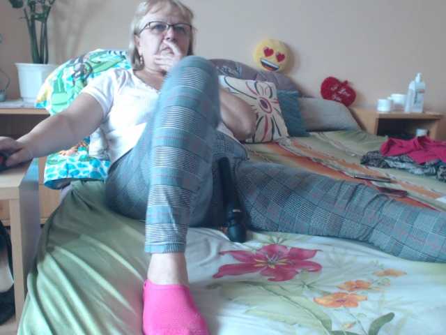 Скриншоты трансляции Lilimar