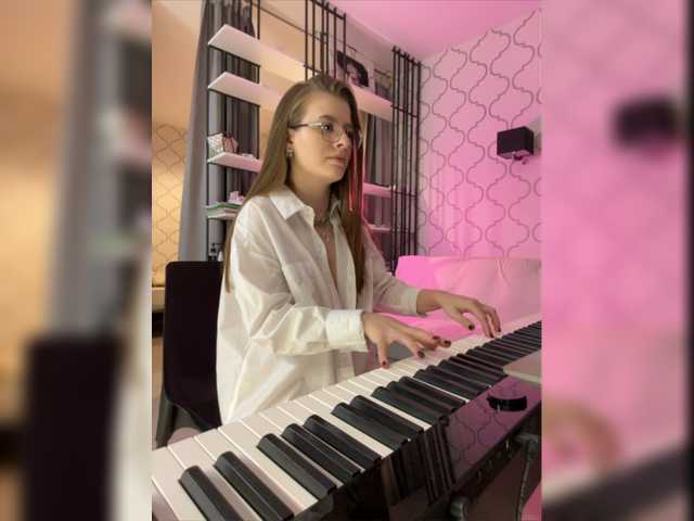 Скриншоты трансляции LilitMuse