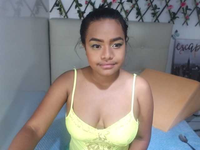 Скриншоты трансляции LilyPeytonx