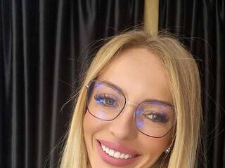 Эротический видеочат LinaCarter