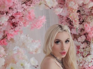 Эротический видеочат LlinaKisa