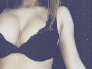 Эротический видеочат lindikiss