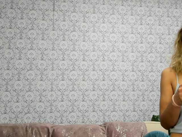 Скриншоты трансляции Lisaababyy