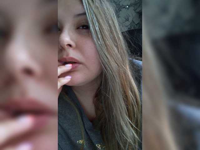 Скриншоты трансляции LisaPotrekev