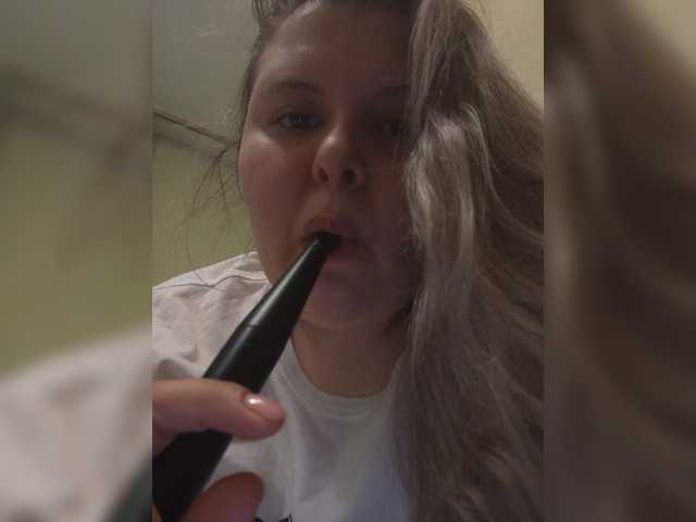 Скриншоты трансляции LisaPotrekev