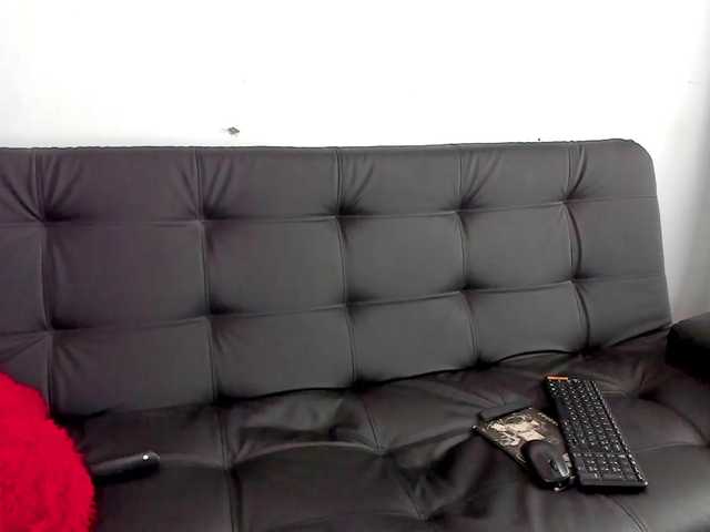 Скриншоты трансляции Kitten-Cutee