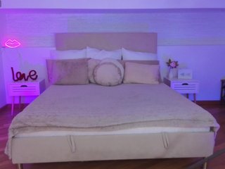 Эротический видеочат Little-sin-