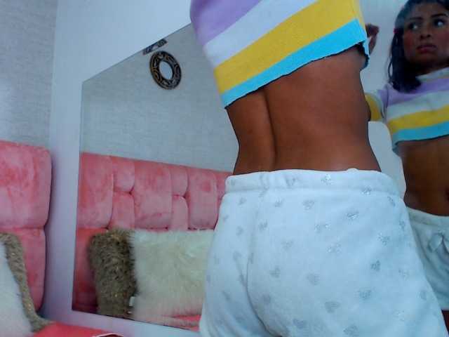 Скриншоты трансляции LittleeEmma
