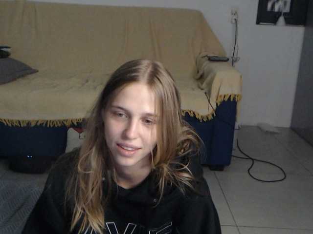 Скриншоты трансляции Littlemolly1
