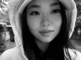 Эротический видеочат LittleSoMing