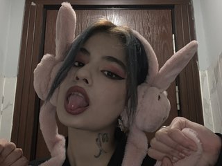 Эротический видеочат liya_monster