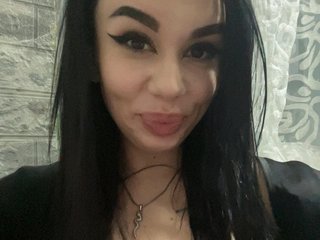 Эротический видеочат LEYLA_FOXY