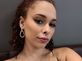 Эротический видеочат queengeek