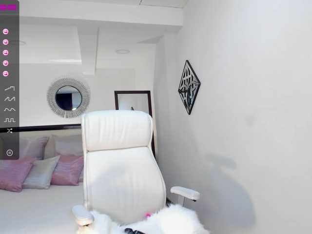 Скриншоты трансляции LizzTayler