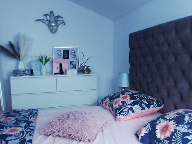 Скриншоты трансляции LizzyAnne