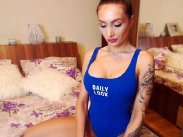 Скриншоты трансляции LizzyAnne