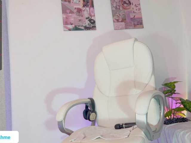 Скриншоты трансляции LolaLushme