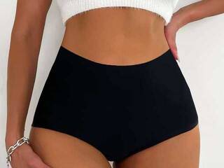 Эротический видеочат LolaMyst