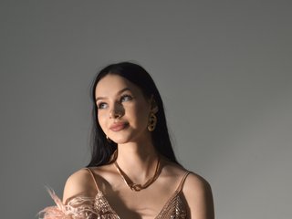 Эротический видеочат LolaSprinkle