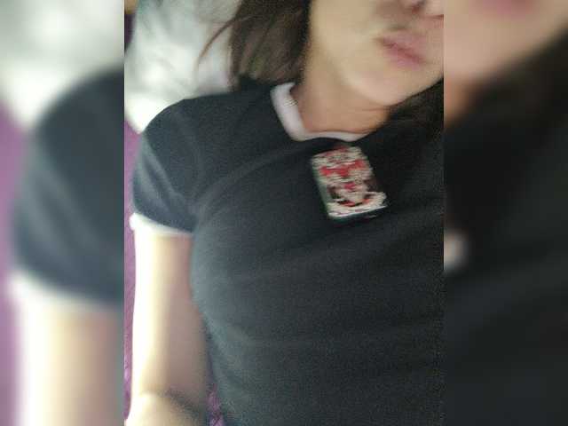 Скриншоты трансляции Loloskaa