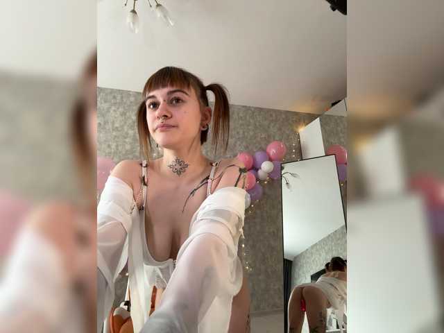 Скриншоты трансляции LolyMolly