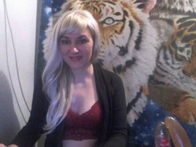 Скриншоты трансляции Lorushka