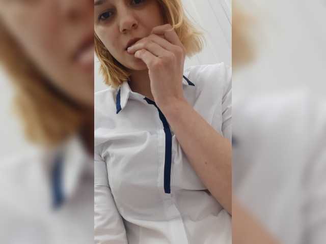 Скриншоты трансляции LoveLila13