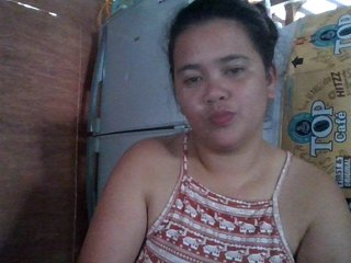 Эротический видеочат LovelyShaxxx3