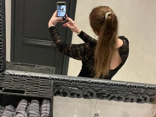 Эротический видеочат loveMira1
