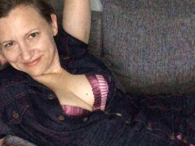 Скриншоты трансляции LoveSuperGerl