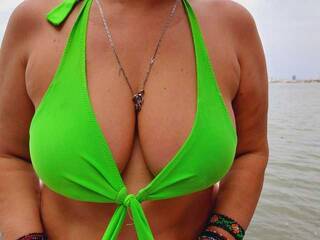 Эротический видеочат LoveTinaa56